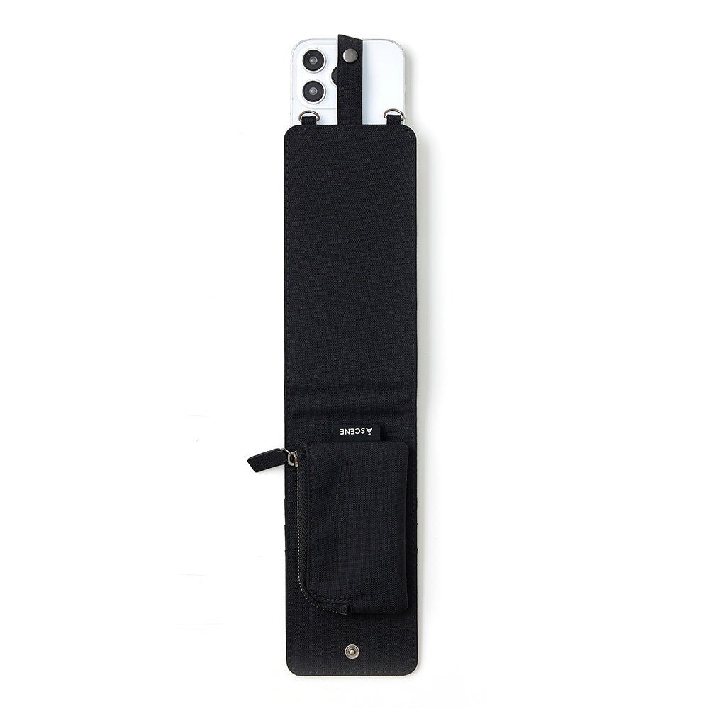 Pocket multi case – A SCENE