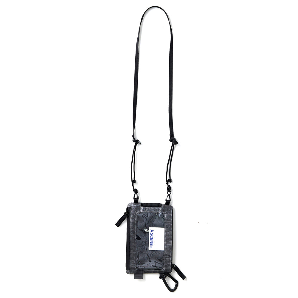 Dock in pouch with Dyneema® – A SCENE