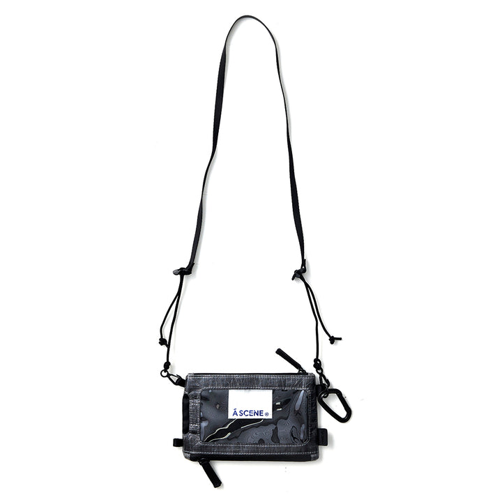 Dock in pouch with Dyneema® – A SCENE