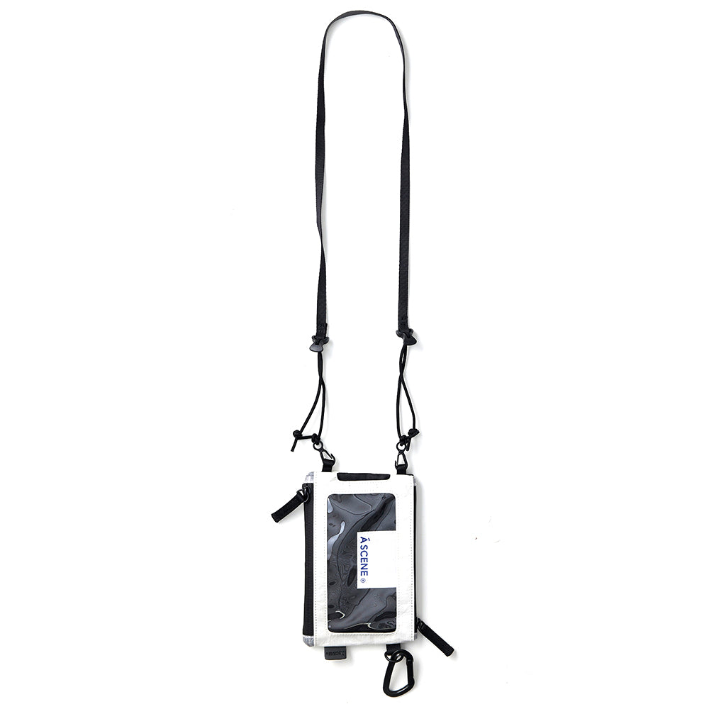 Dock in pouch with Dyneema® – A SCENE