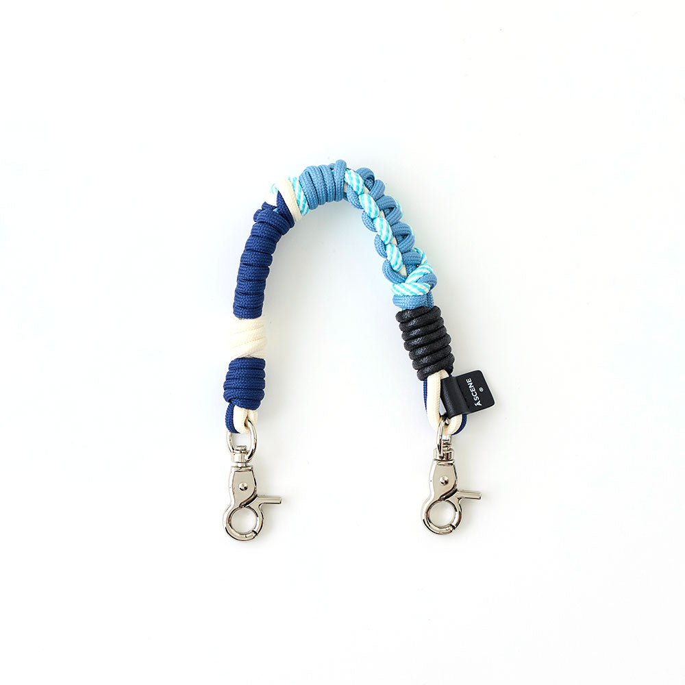 Design paracord mini strap – A SCENE