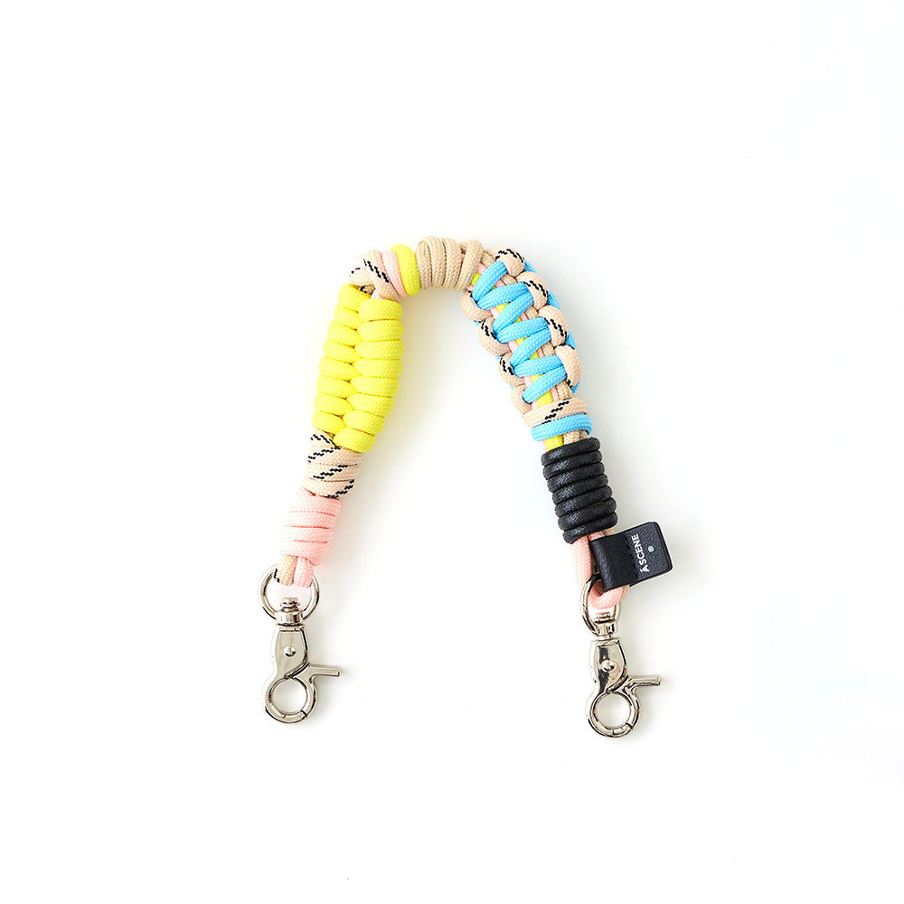 Design paracord mini strap – A SCENE